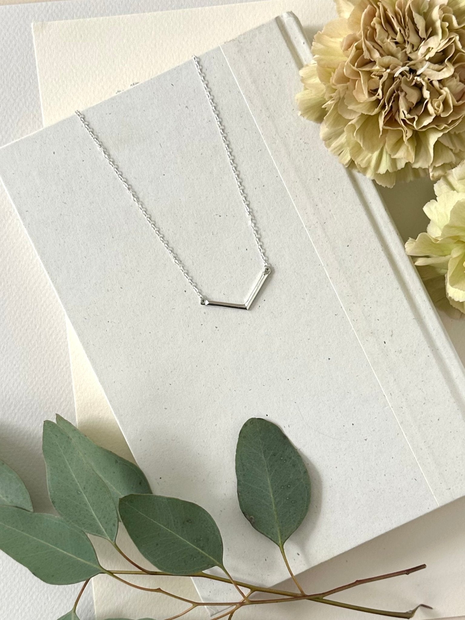 SILVER GEO V BAR NECKLACE - Sarah Cecelia Jewelry & Metal Goods