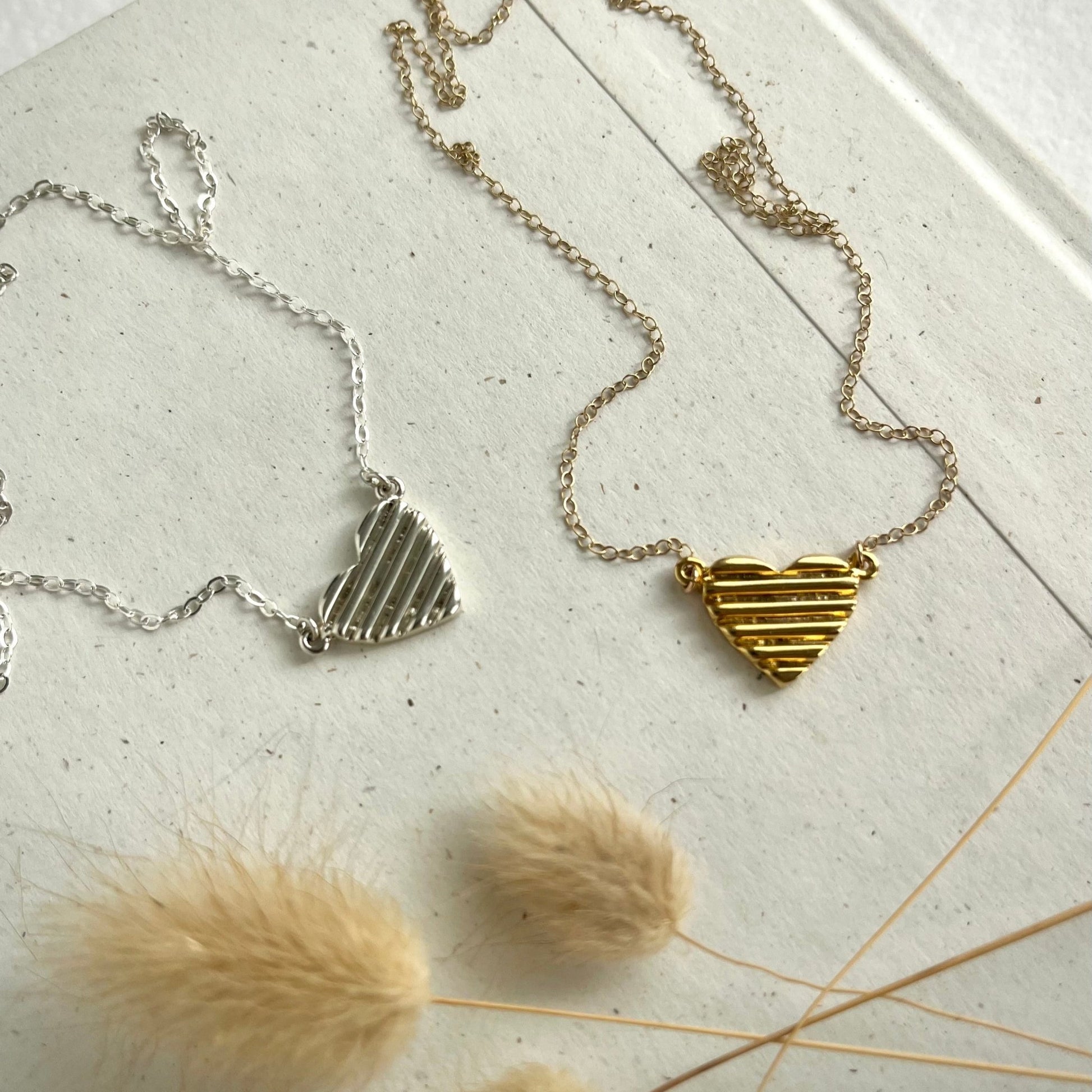 SILVER SCALA HEART NECKLACE - Sarah Cecelia Jewelry & Metal Goods