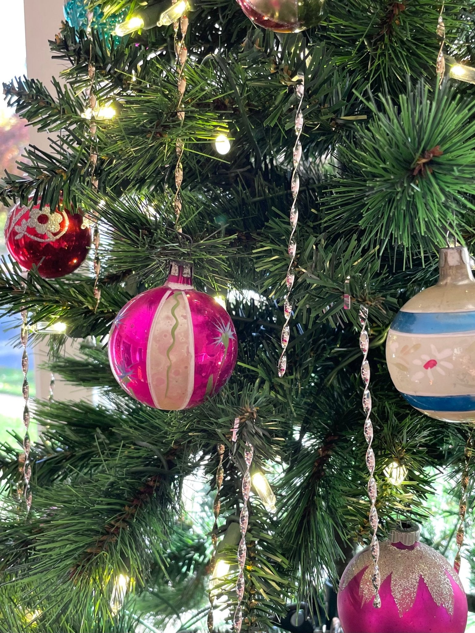 GOLD ICICLES - Sarah Cecelia Jewelry & Metal Goods